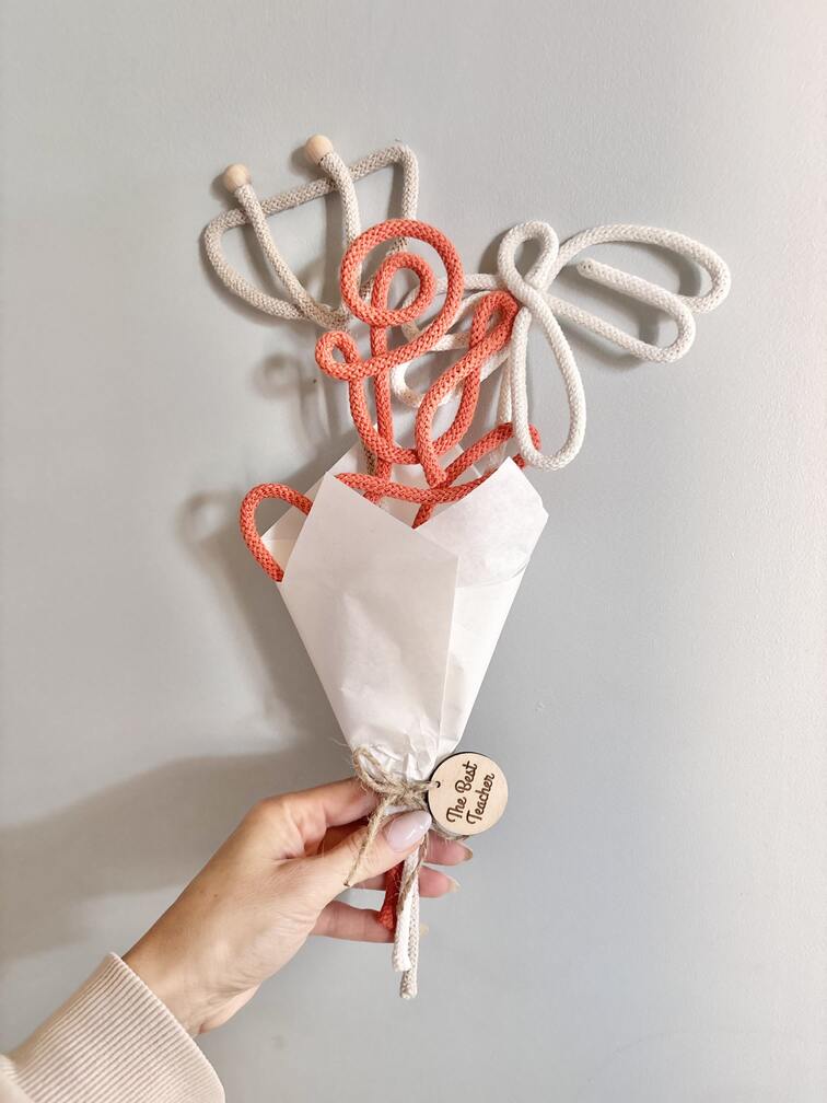 Neutral rope flower bouquet in beige cream and brick tones